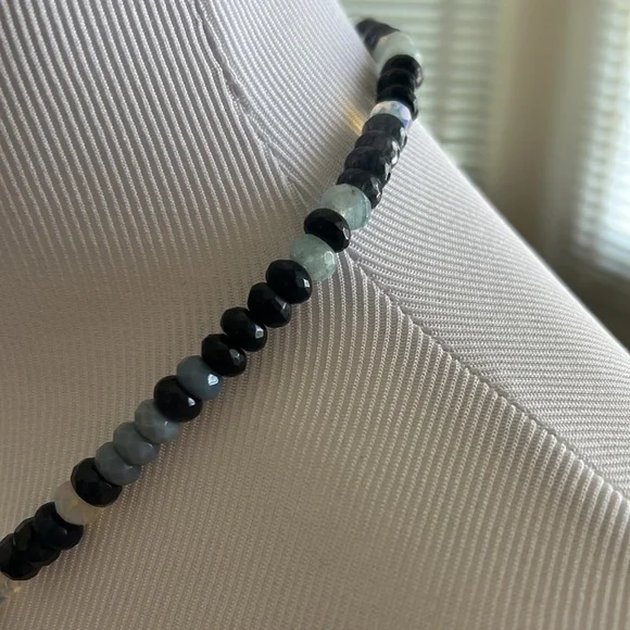 Neiman Marcus Necklace with Blue Faceted Stones and Pearls - Picture 3 of 4